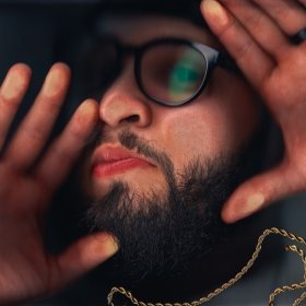 Song  Andy Mineo - Hear My Heart