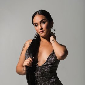 Daniela Darcourt
