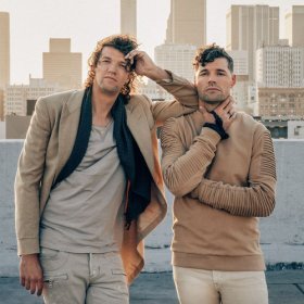 KING & COUNTRY