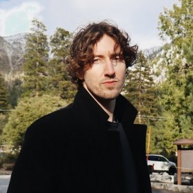 Dean Lewis