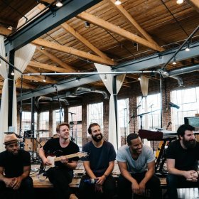 Song  United Pursuit - Head to the Heart